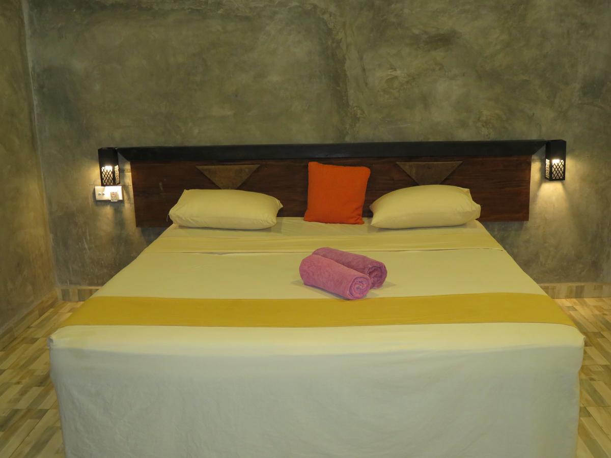 Isiwara Paura Bugged Apartment Sigiriya Eksteriør billede